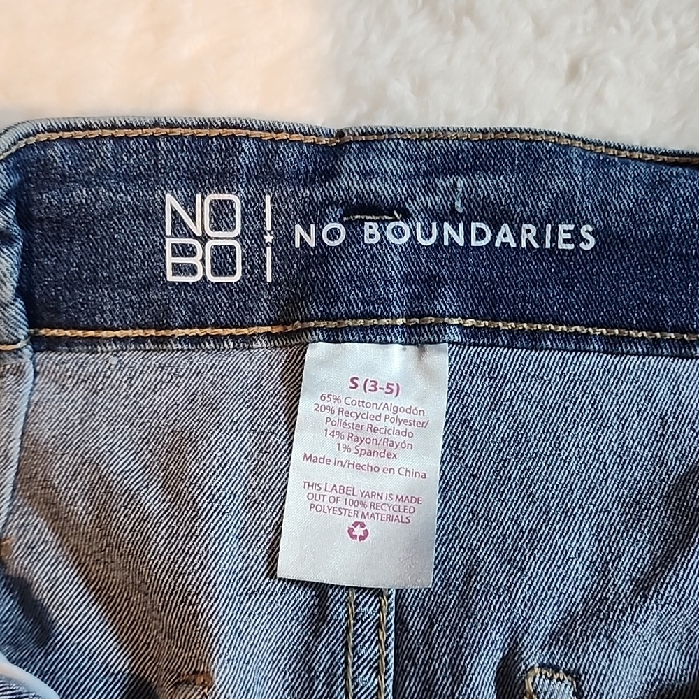No Boundaries Blue Denim Shorts - Picture 9 of 9